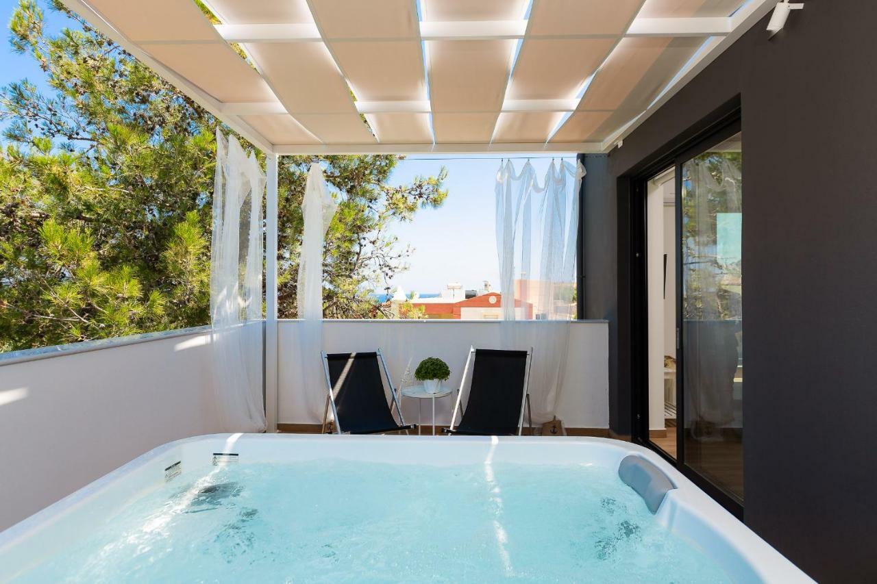 Sfáka Nisos Villa, Pool & Heated Spawhirlpool, Walking To Beach, By Thinkvilla מראה חיצוני תמונה